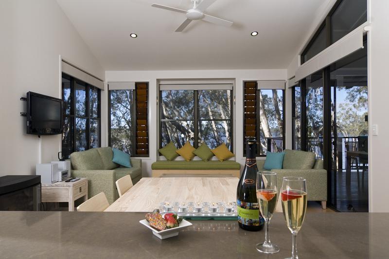 Eumarella Shores Noosa Lake Retreat Noosaville Εξωτερικό φωτογραφία